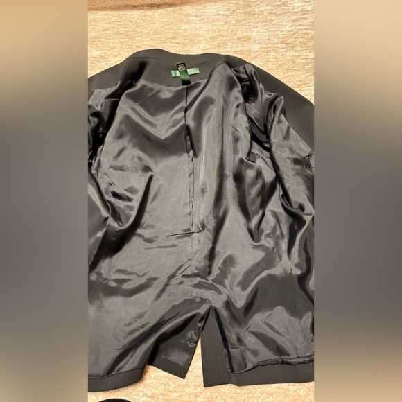 Lauren Ralph Lauren 100%wool laine lining Black Blazer with Gold Buttons - Picture 6 of 14